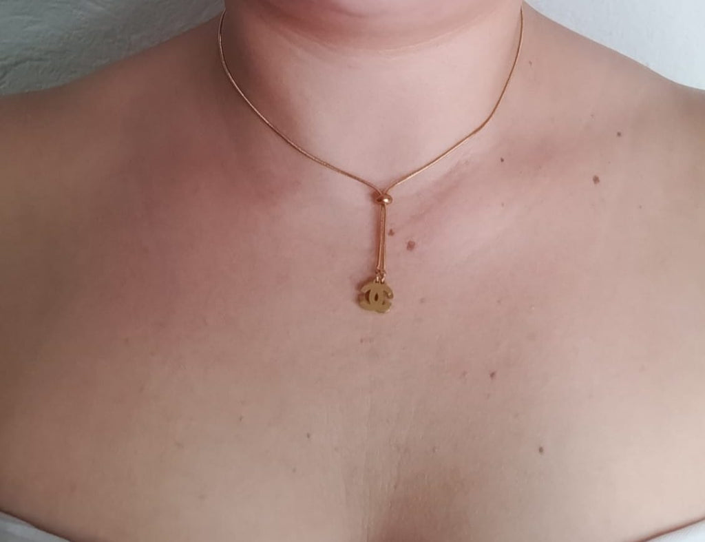Cadena Chanel para mujer